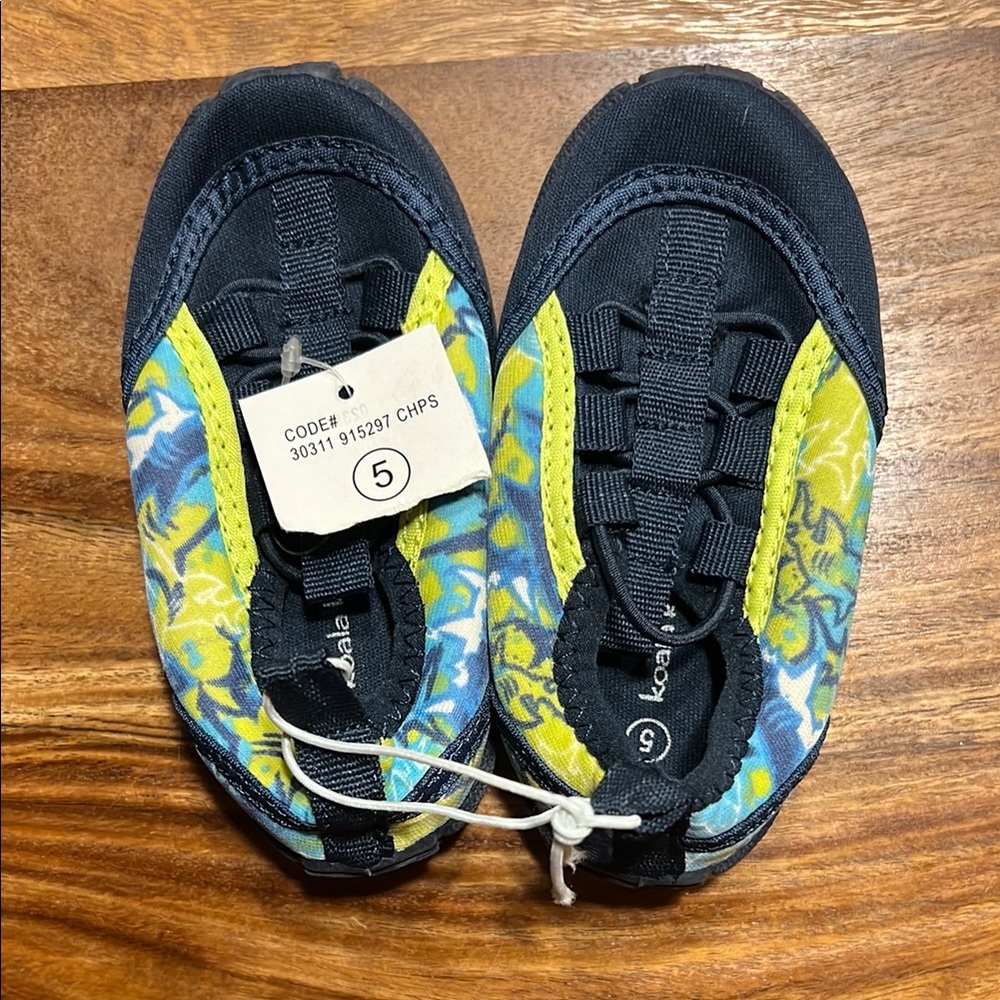 Toddler Water Shoes - Black and Yellow - NWT